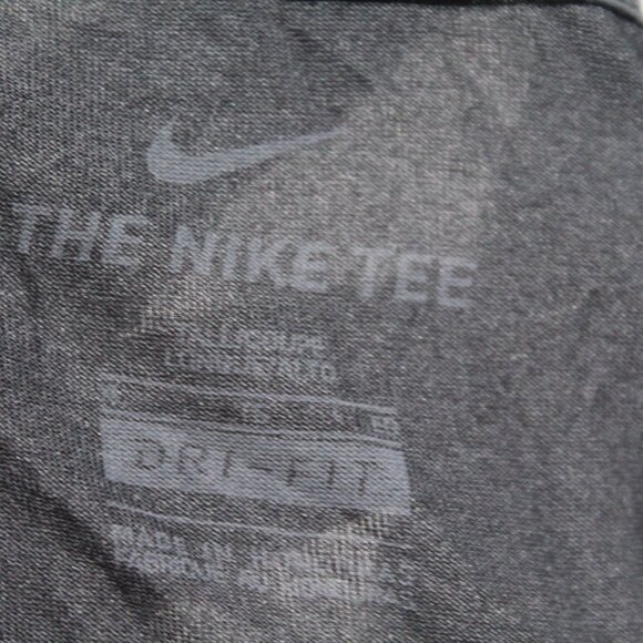 The Nike Tee Men Black Tee Shirt Short Sleeve Running Dri Fit Size XLT - Picture 7 of 8